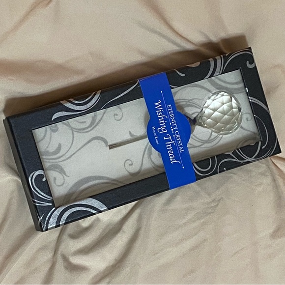Wishing Thread Eternity Crystal Moon Suncatcher Prism – New in Box - Picture 17 of 17